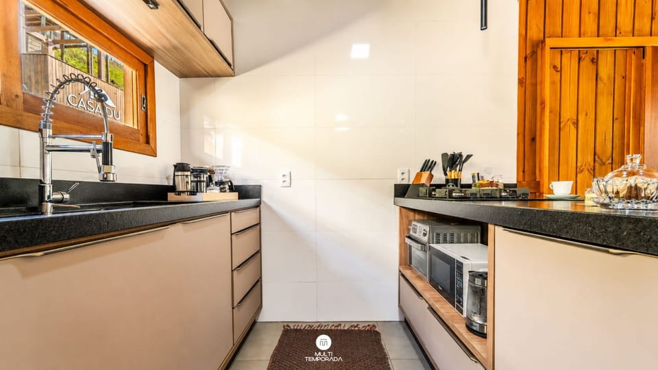 Cabin, 2 Bedrooms, Hot Tub, Mountain View | Private kitchen | Fridge, microwave, oven, cookware/dishes/utensils