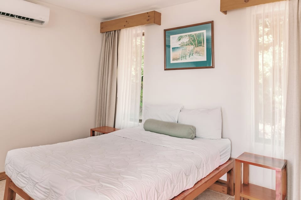 Bedroom 1 | Full Bed