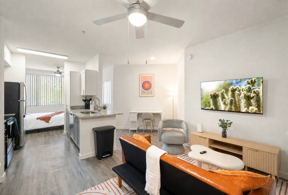 Main living area during the day 