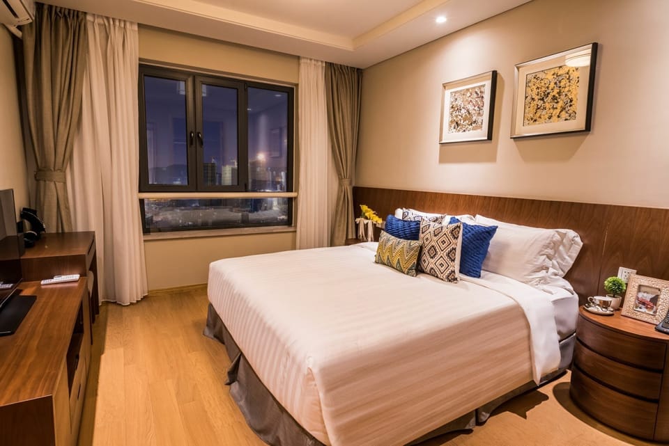 Two Bedroom Superior | 1 bedroom, down comforters, in-room safe, blackout drapes