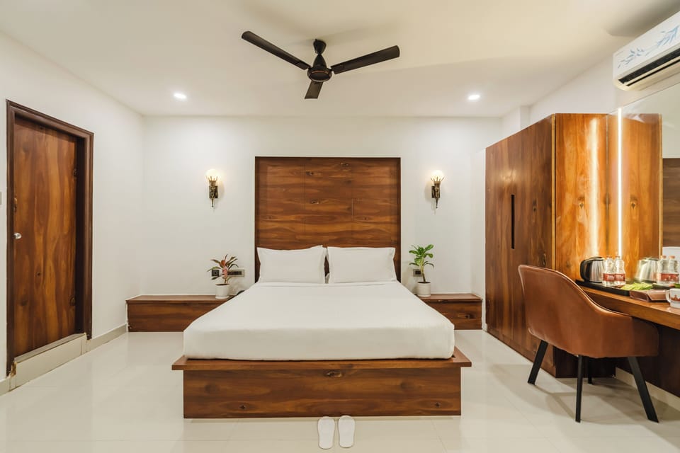 Standard Double Room | Desk, laptop workspace, WiFi (free)