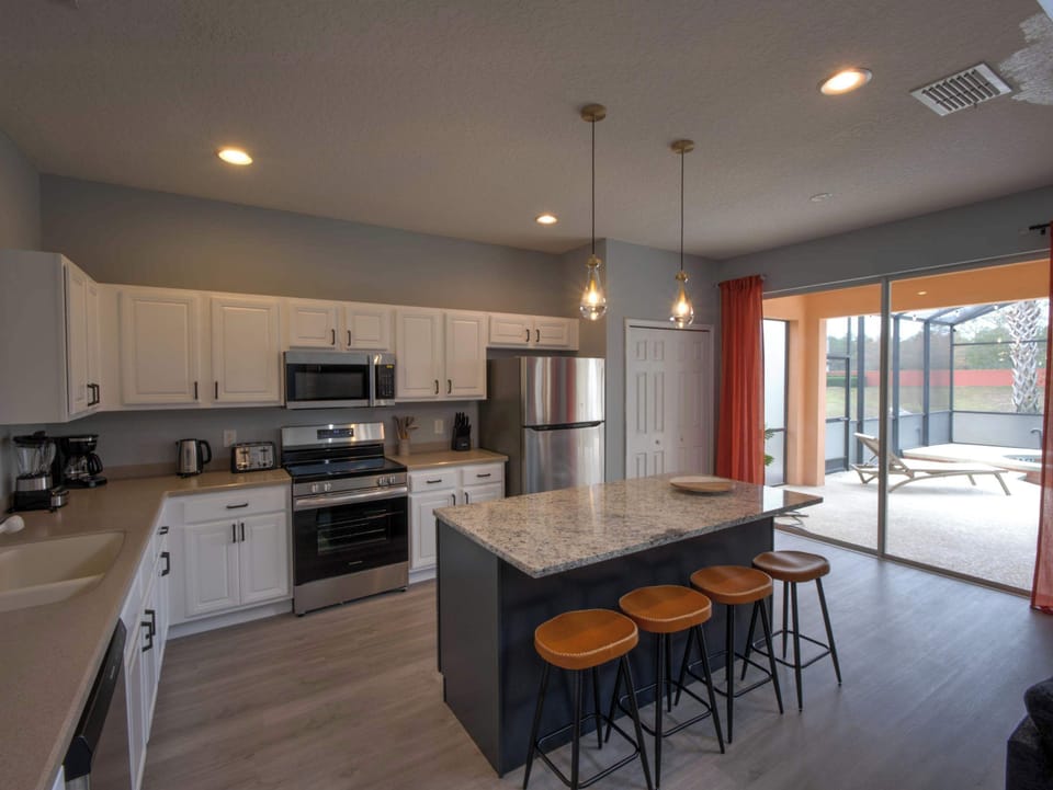 Home-cooked meals made simple, counter seating included