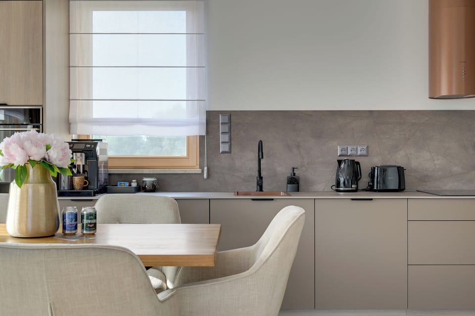 Deluxe Apartment, 2 Bedrooms, Balcony | Private kitchenette | Espresso maker, coffee/tea maker, electric kettle, toaster