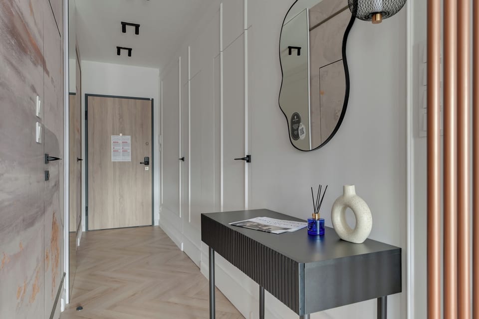Deluxe Apartment, 2 Bedrooms, Balcony | Interior