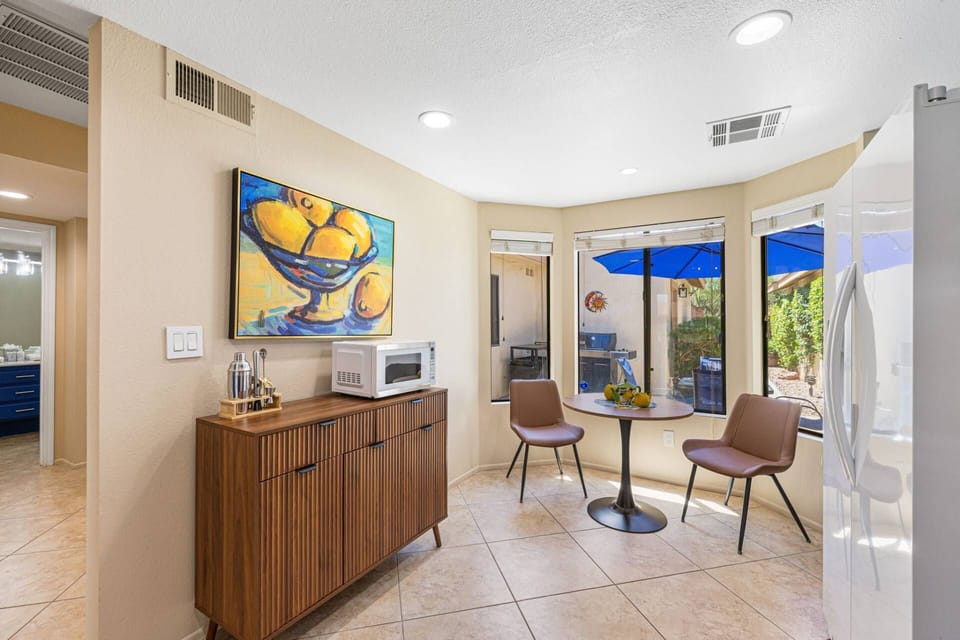 Breakfast Nook