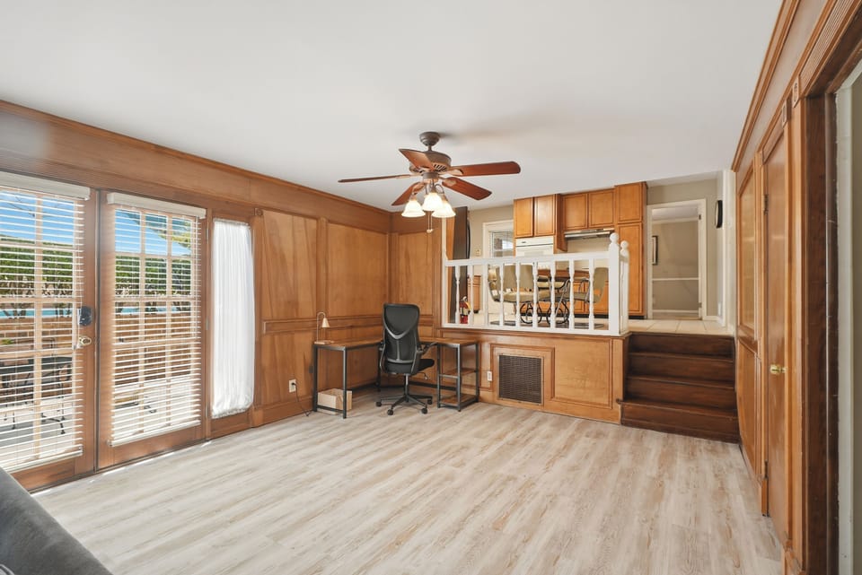 Private Pool, Patio! Spacious Home in Decatur Cottage in Panthersville