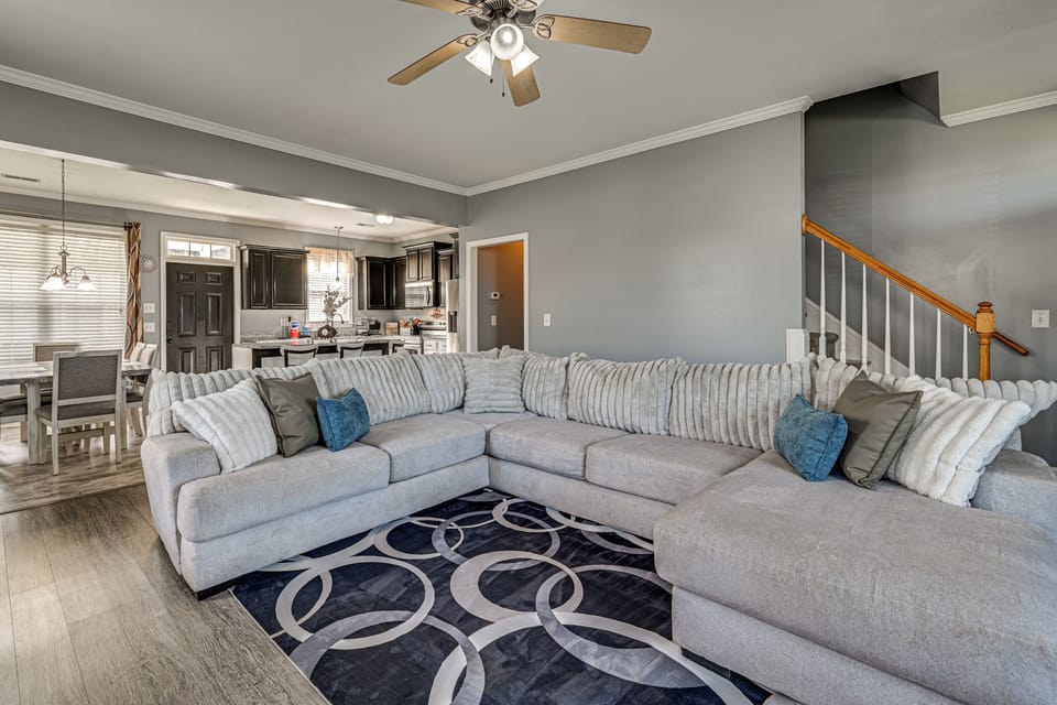 House (3 Bedrooms) | Interior