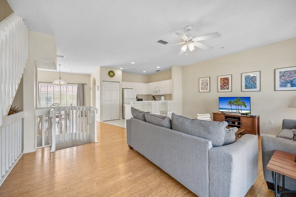 Townhome, 3 Bedrooms | Living area