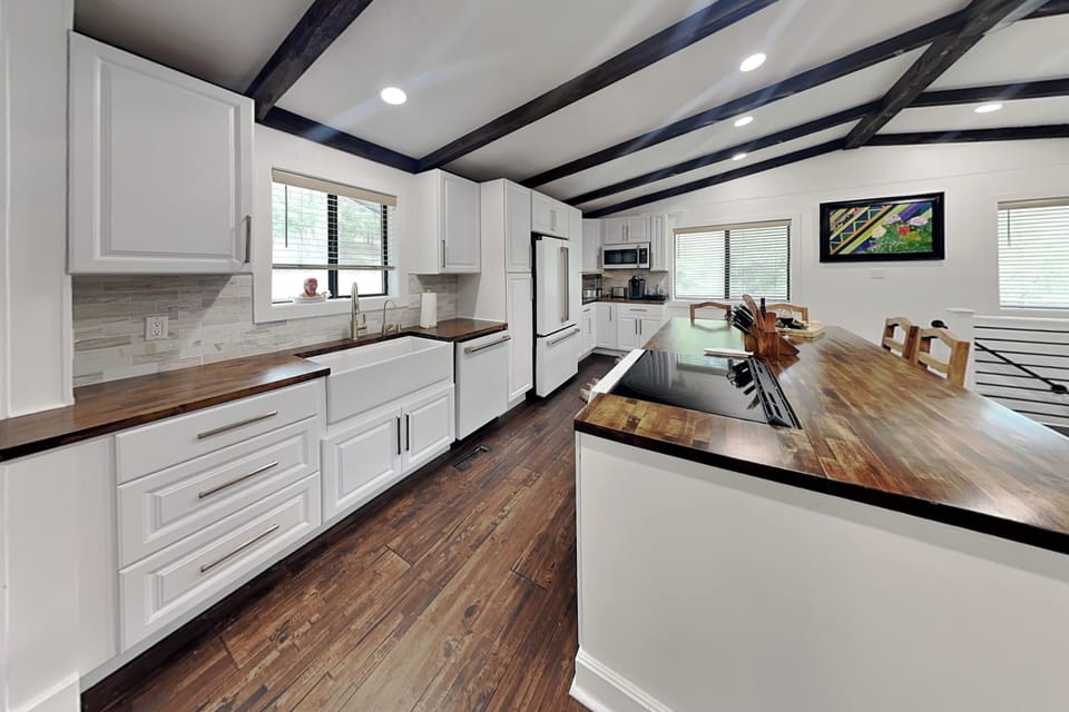 Full Kitchen - First Floor