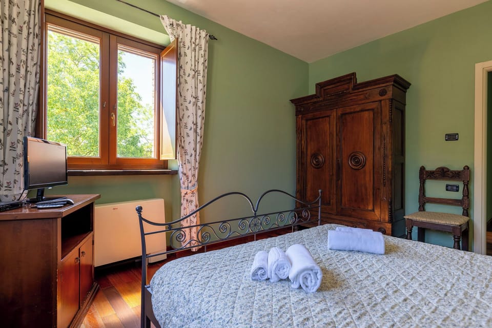 Comfort Double Room, Garden View | WiFi (free), bed sheets