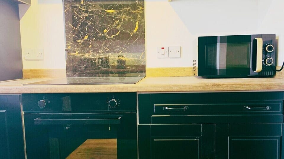 Apartment, Private Bathroom | Shared kitchen