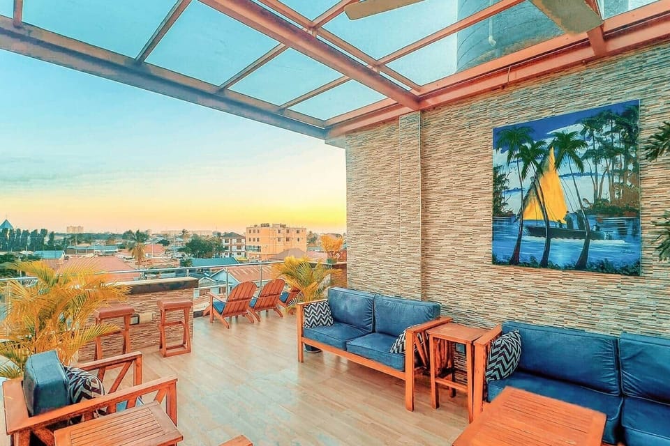 Enjoy breeze and sunset view at the rooftop
