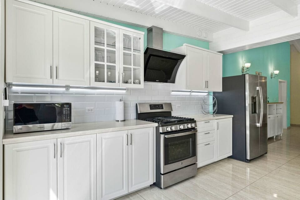 Spacious open kitchen