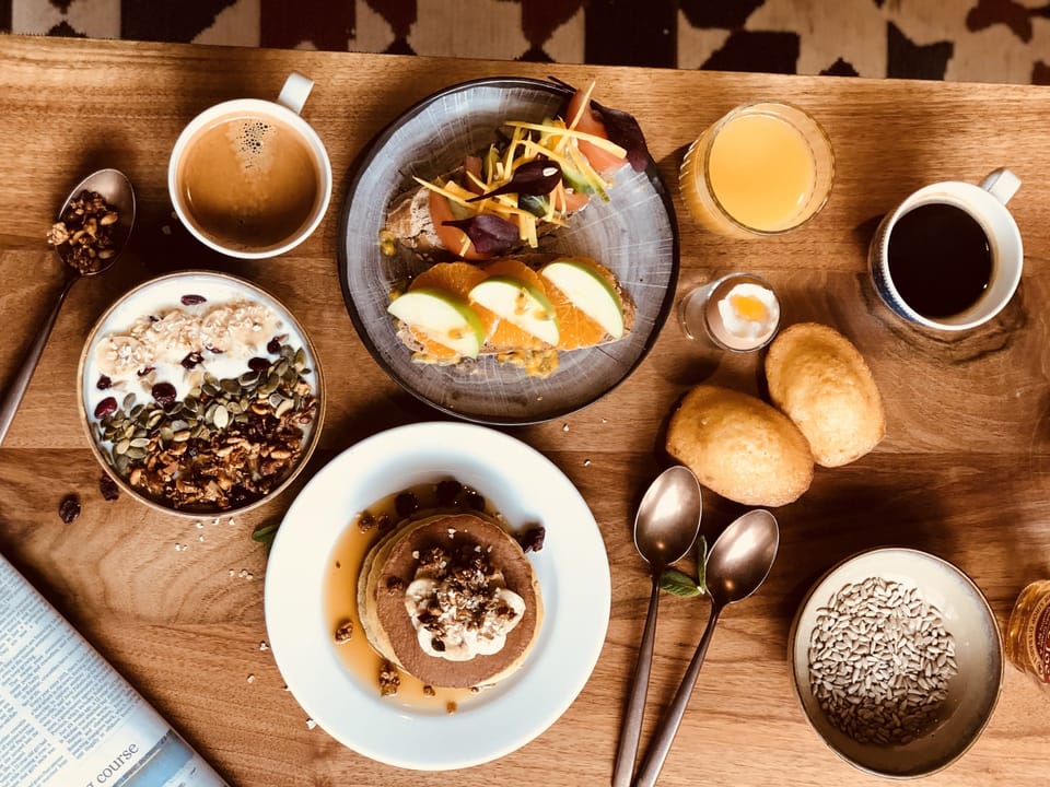 Daily buffet breakfast for a fee