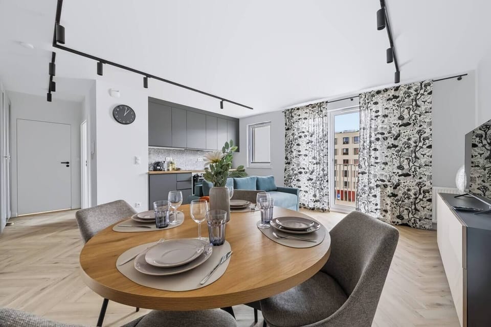 Bemowo Apartment with Parking and Balcony | Book Now with RENTUJEMY.COM