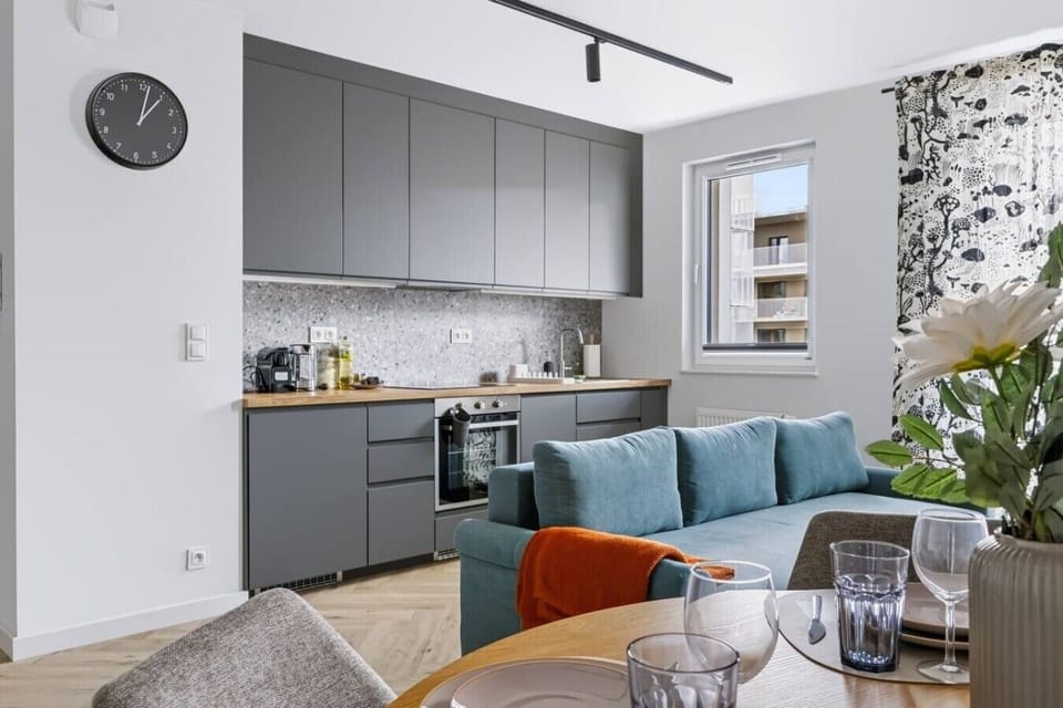Bemowo Apartment with Parking and Balcony | Book Now with RENTUJEMY.COM