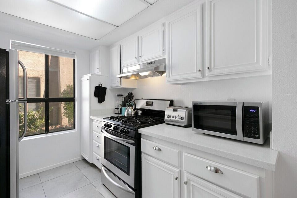 K0186 - Kitchen Area