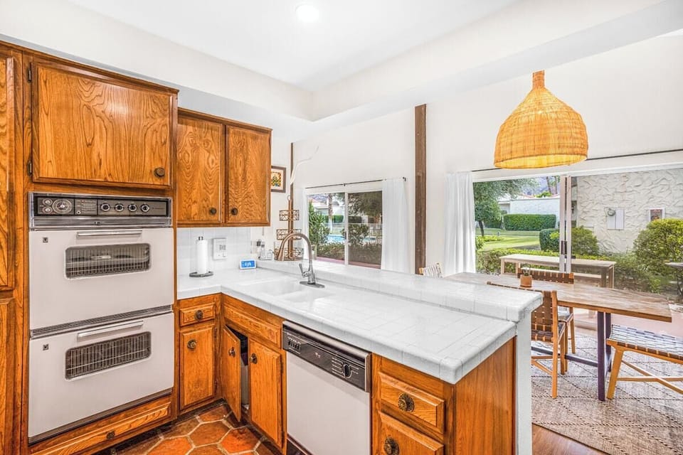 K0239 - Kitchen