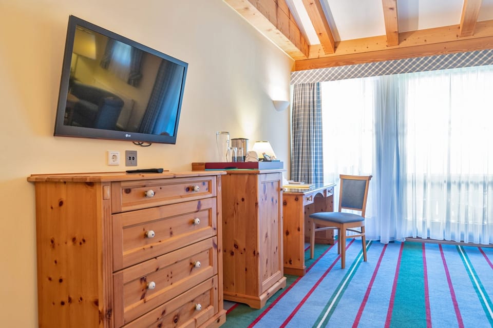 Superior Double Room | Premium bedding, down comforters, pillowtop beds, minibar