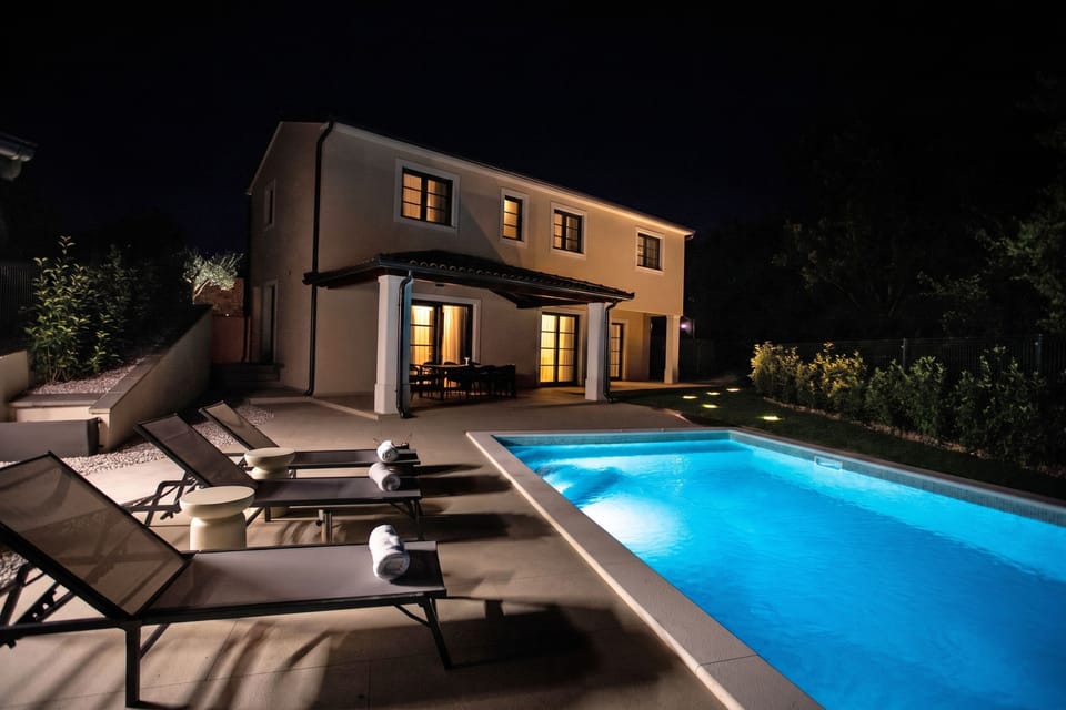 Private Pool