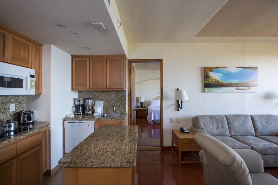 Club Suite | Private kitchen