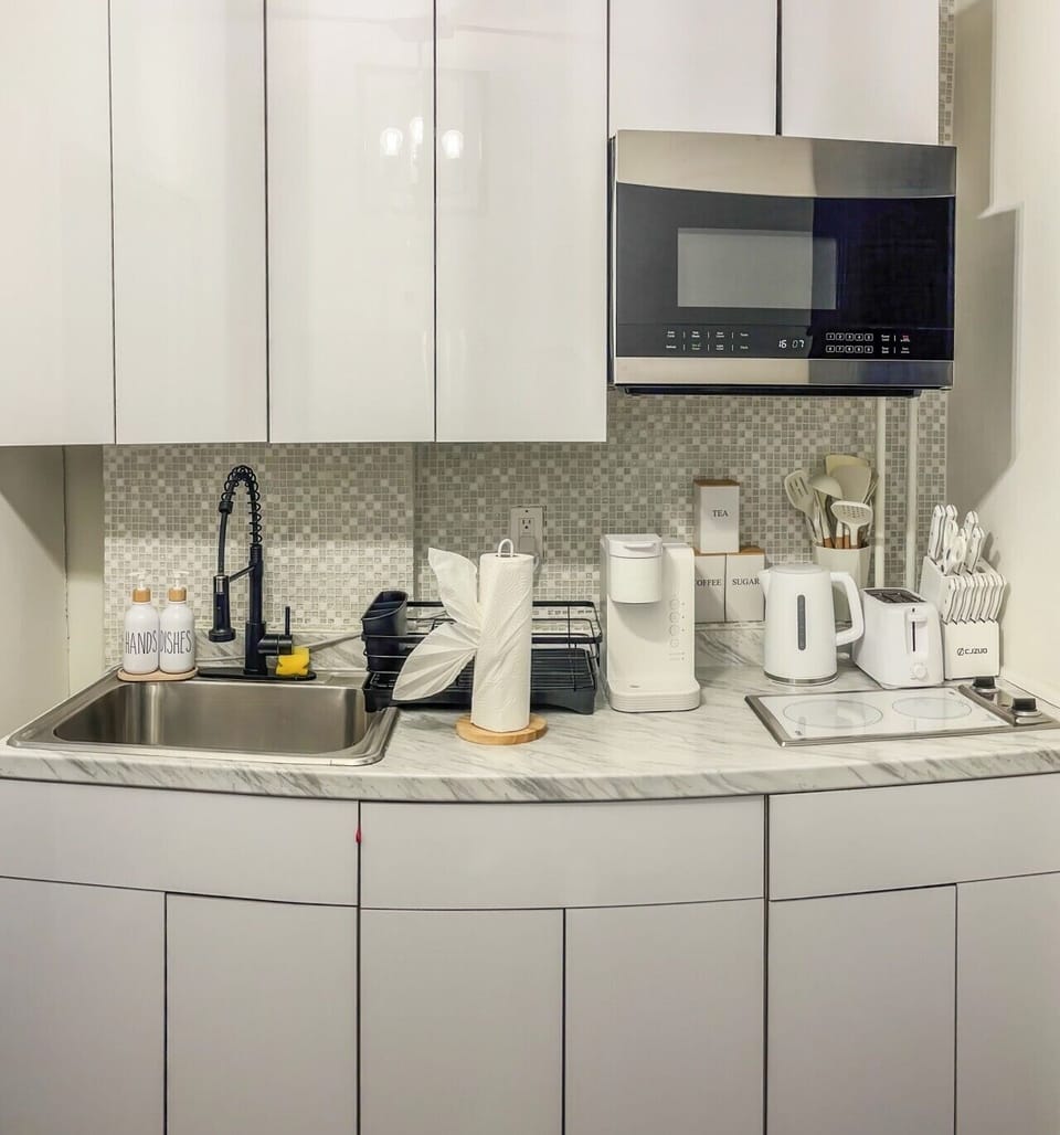 343_Apartment 5_25