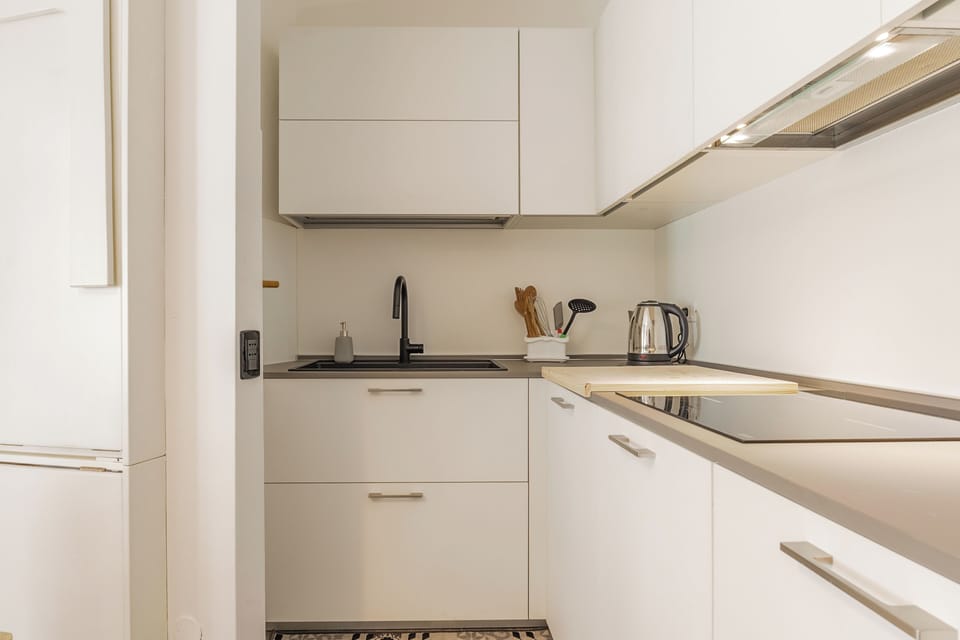 Apartment, 1 Bedroom, Balcony | Private kitchen | Espresso maker, coffee/tea maker, electric kettle