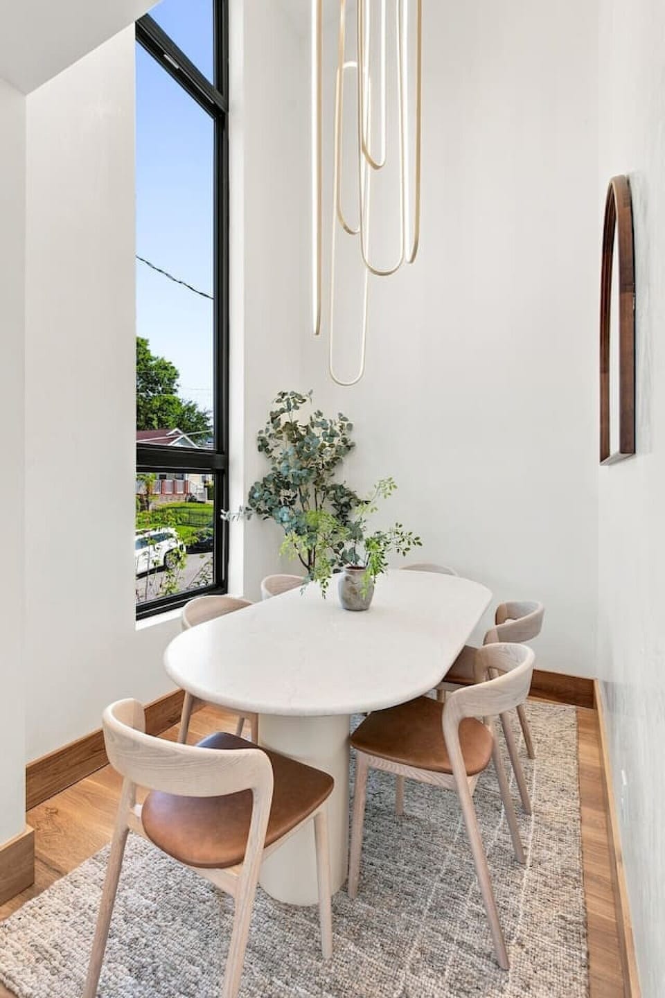 Cozy dining nook just off of the living room.