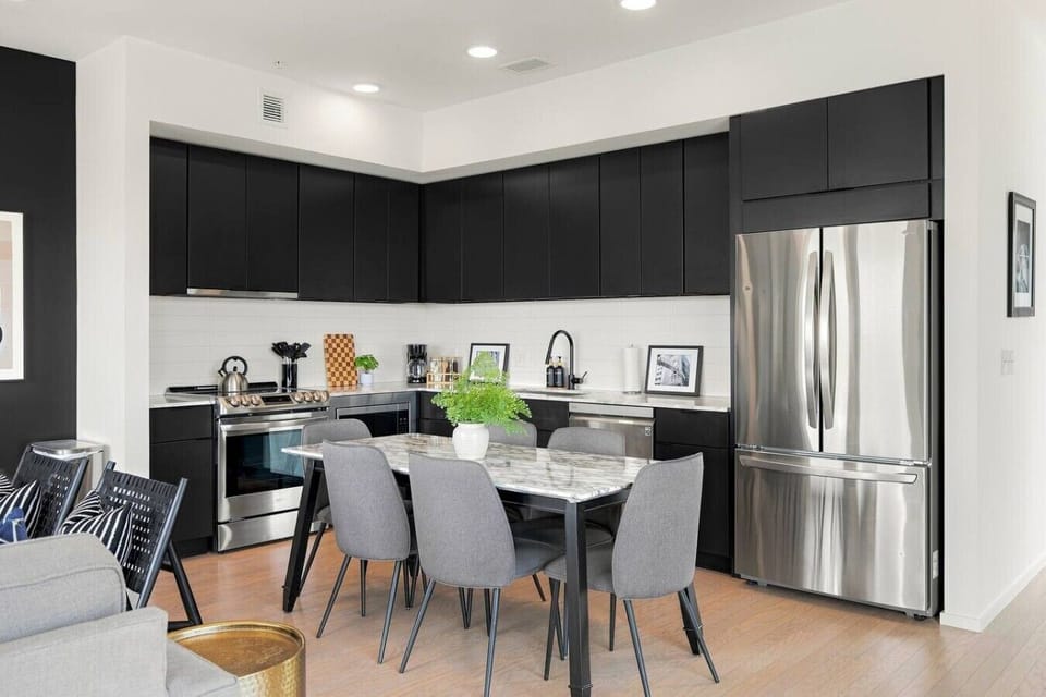 Fully equipped kitchen for all of your cooking needs.