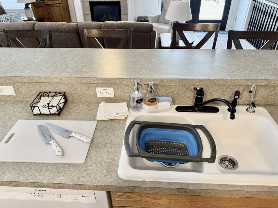 Full Kitchen
