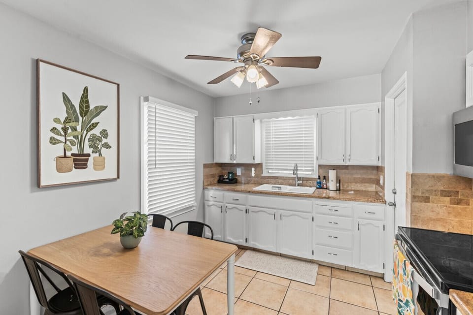 Full Kitchen w/ white cabinets