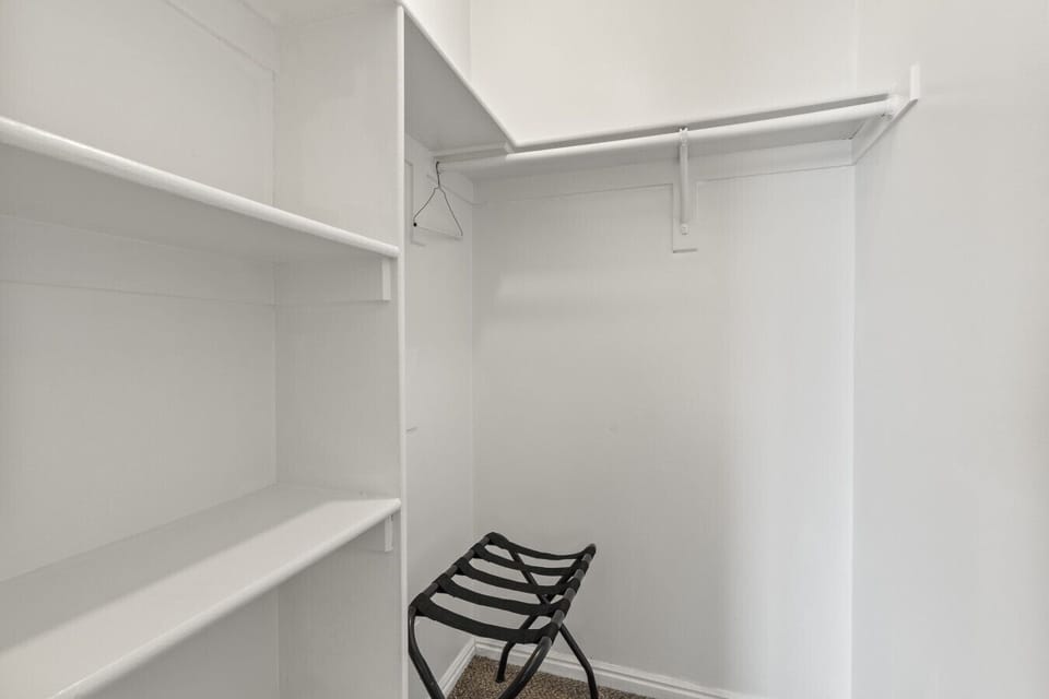 Walk In Closet