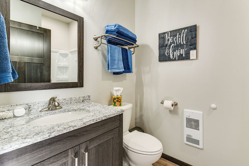 Full Bathroom | 1st Floor
