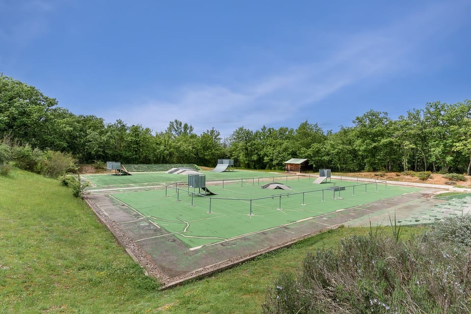 Holiday Home Facilities and Services