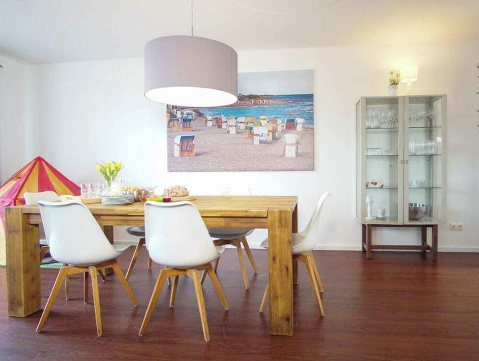 House | Dining