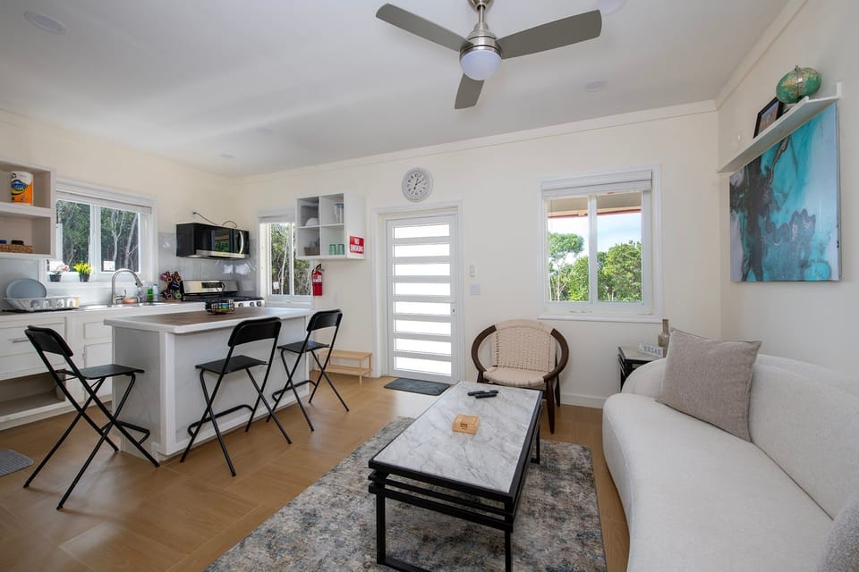 House, 1 Bedroom | Living area | Smart TV