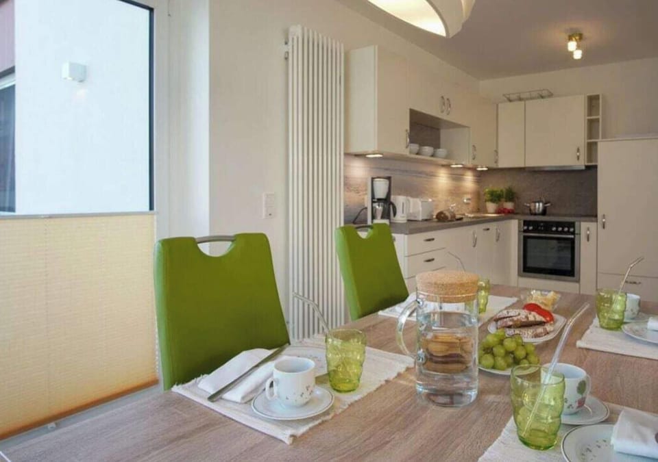 House | Dining