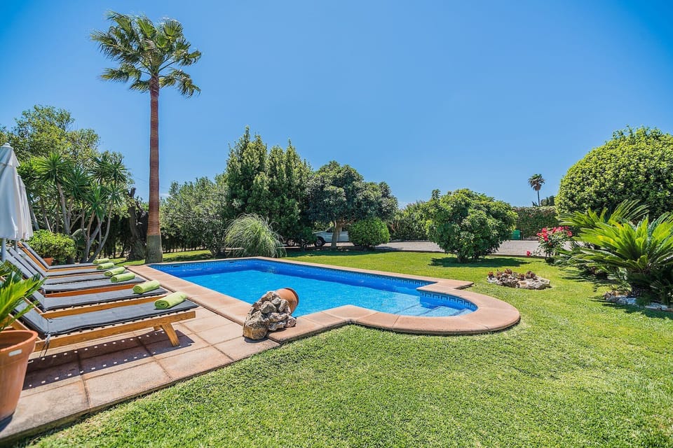 Holiday Home Swimming Pool