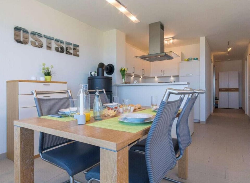 House | Dining