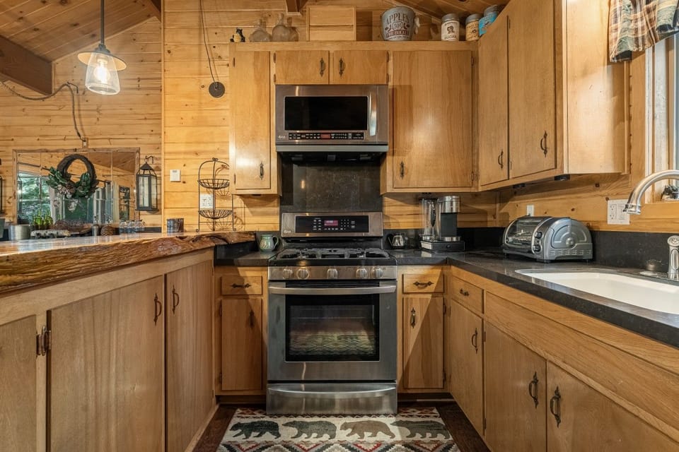 Heavenly Bay Retreet - Kitchen Modern and functional