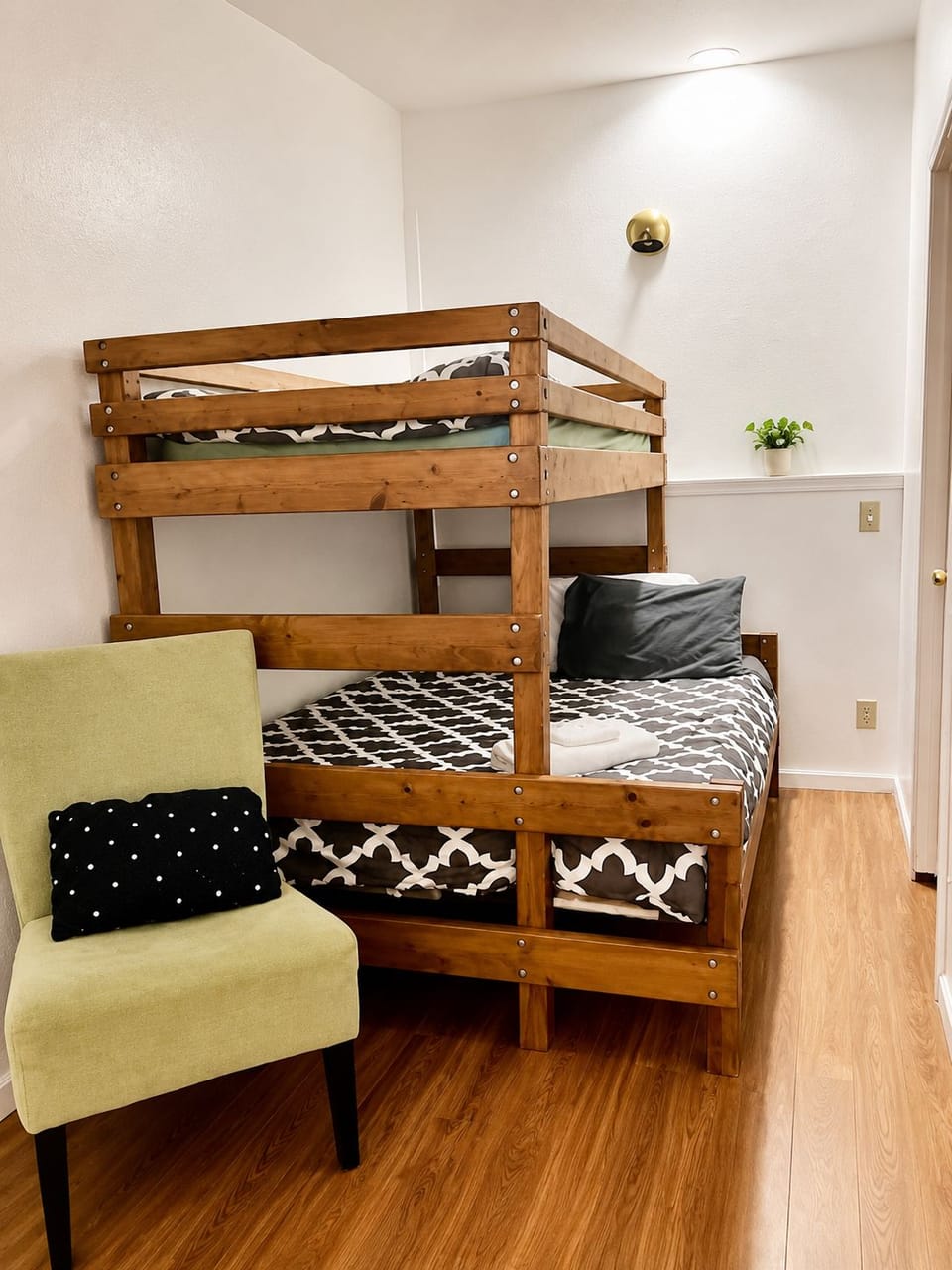 Cozy twin-over-full bunk room perfect for families or groups