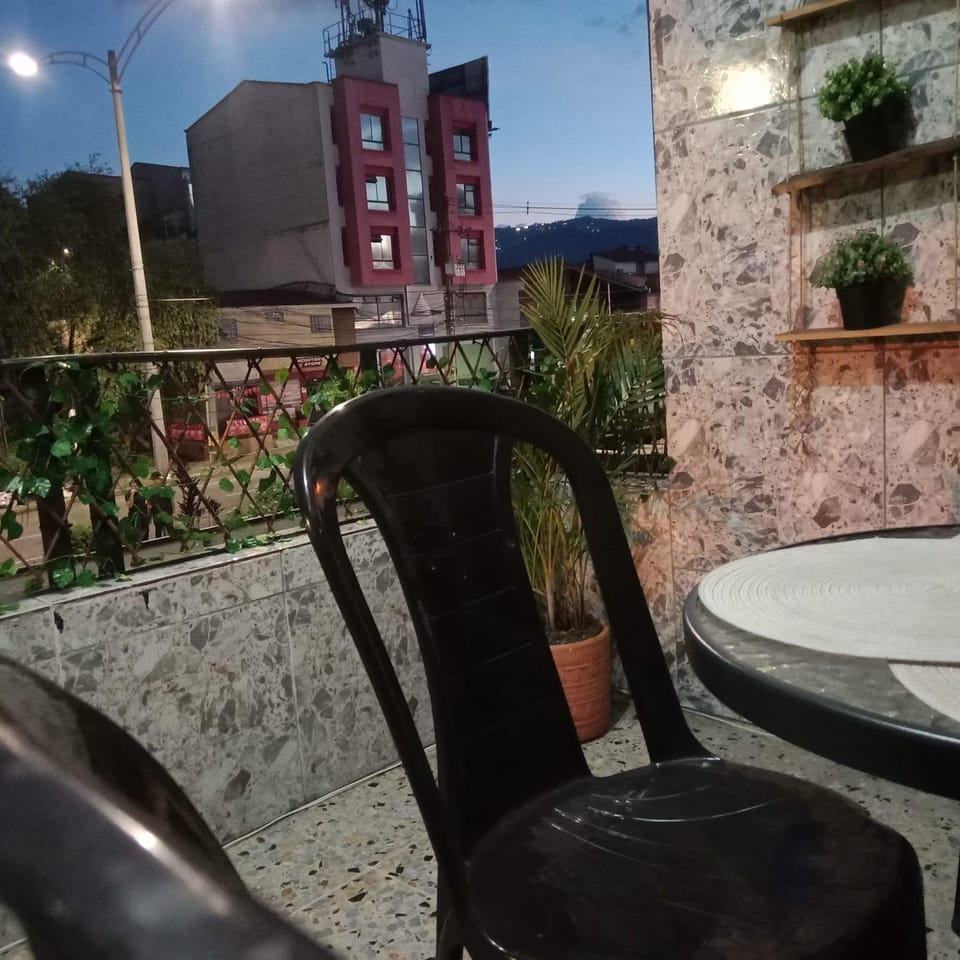 Apartment, 3 Bedrooms | Outdoor dining