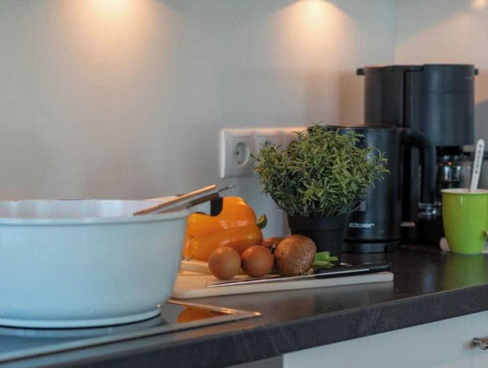House | Coffee and/or coffee maker