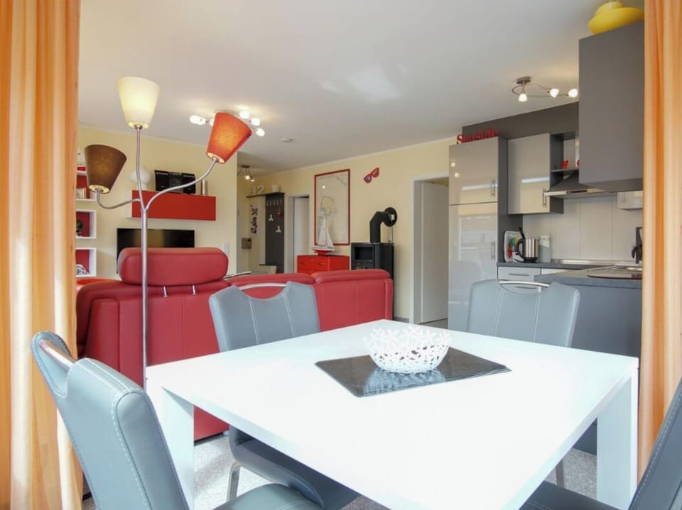 House | Dining