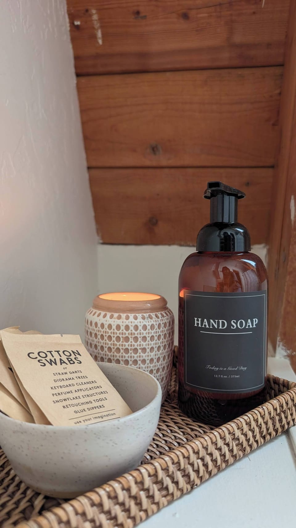 Bathroom amenities