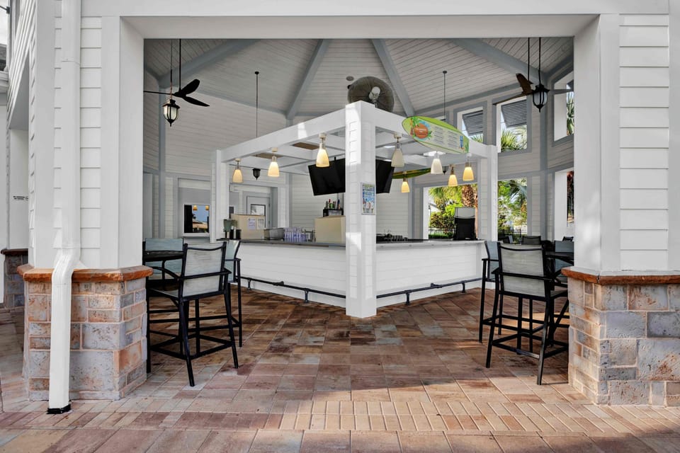 Hideaway Club resort at Storey Lake - amenities