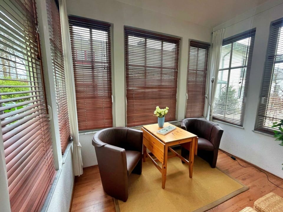 House | Dining