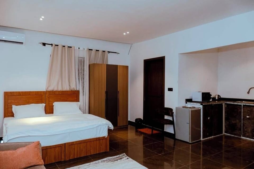 Junior Room, Non Smoking, Balcony | In-room safe, desk, WiFi (free)
