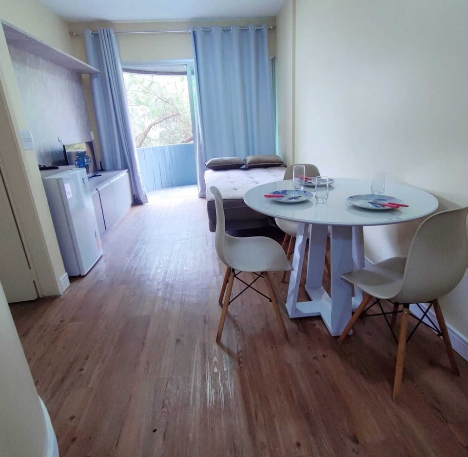 Apartment, Lanai, Garden View | Dining