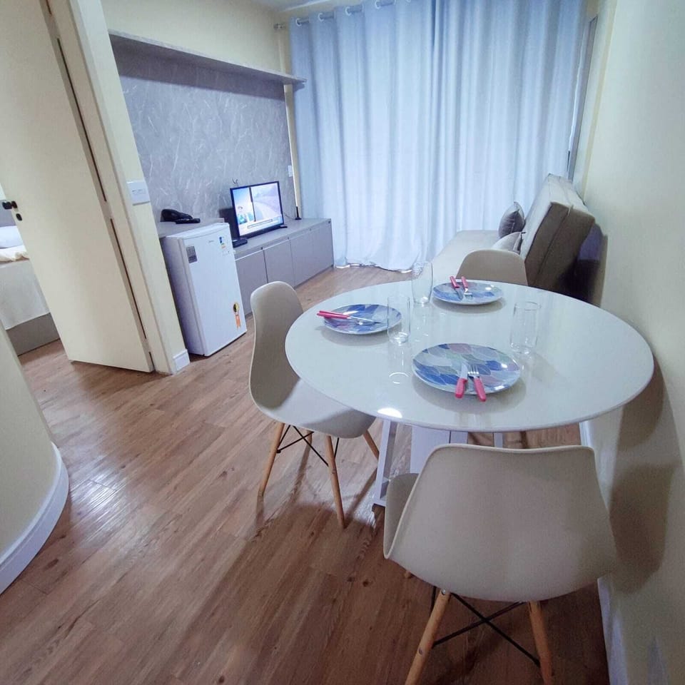 Apartment, Lanai, Garden View | Dining